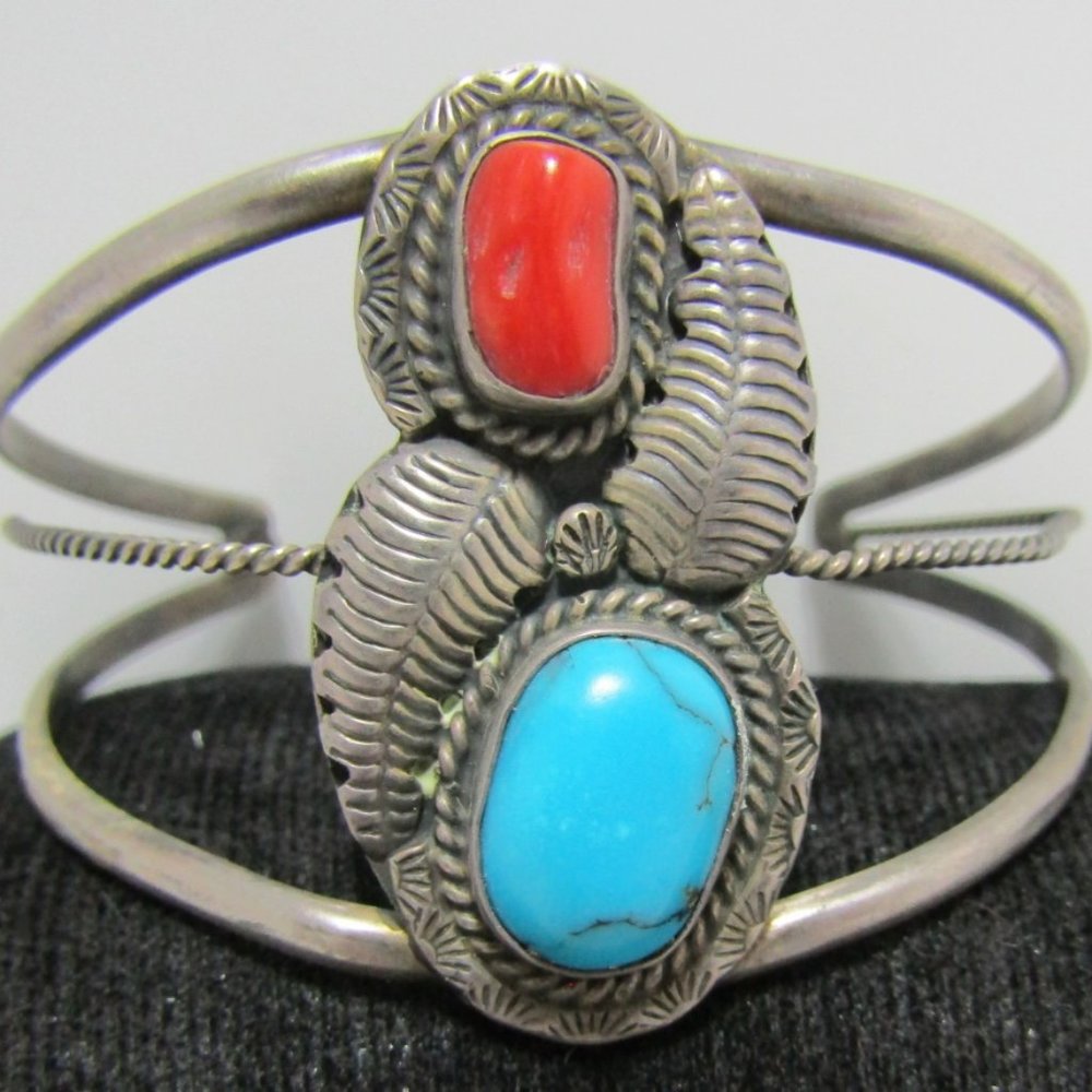 VINTAGE ESTATE TURQUOISE AND RED CORAL CUF